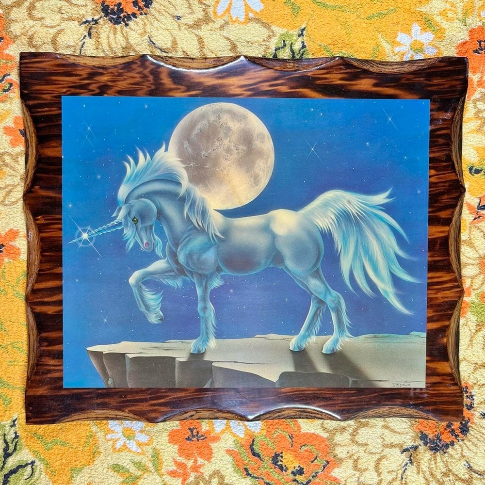 Vintage 80s wooden unicorn Sue Dawes wall hanging 🦄